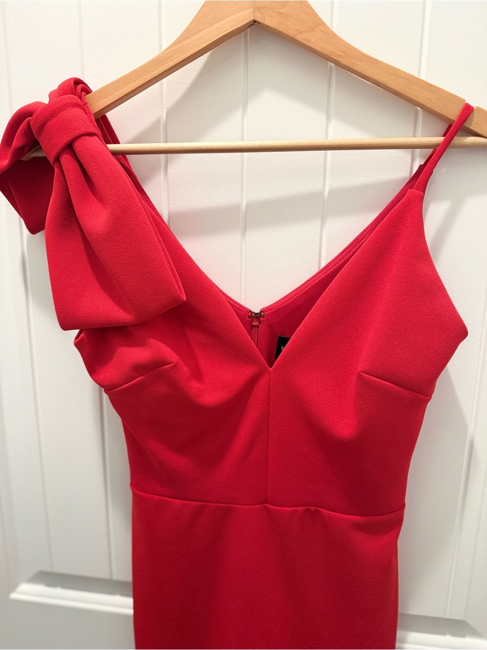 Betsy Adam Red One-Shoulder Bow Midi Dress - Picture 9 of 9